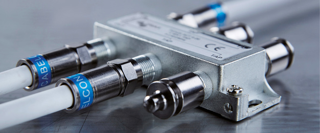 Abzweiger und Verteiler bei Elektro Blum in Heßdorf